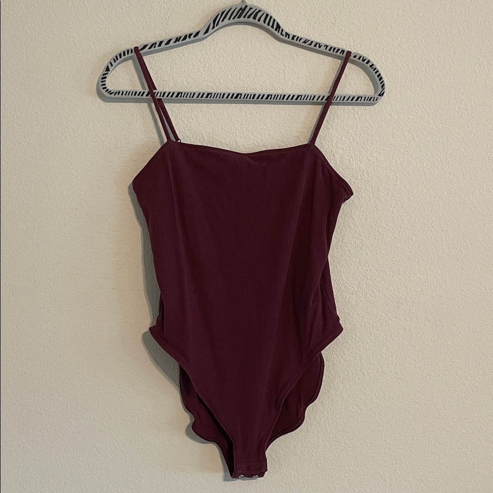 Old Navy Women Burgundy Ribbed Spaghetti Strap Bodysuit Large Contemporary
